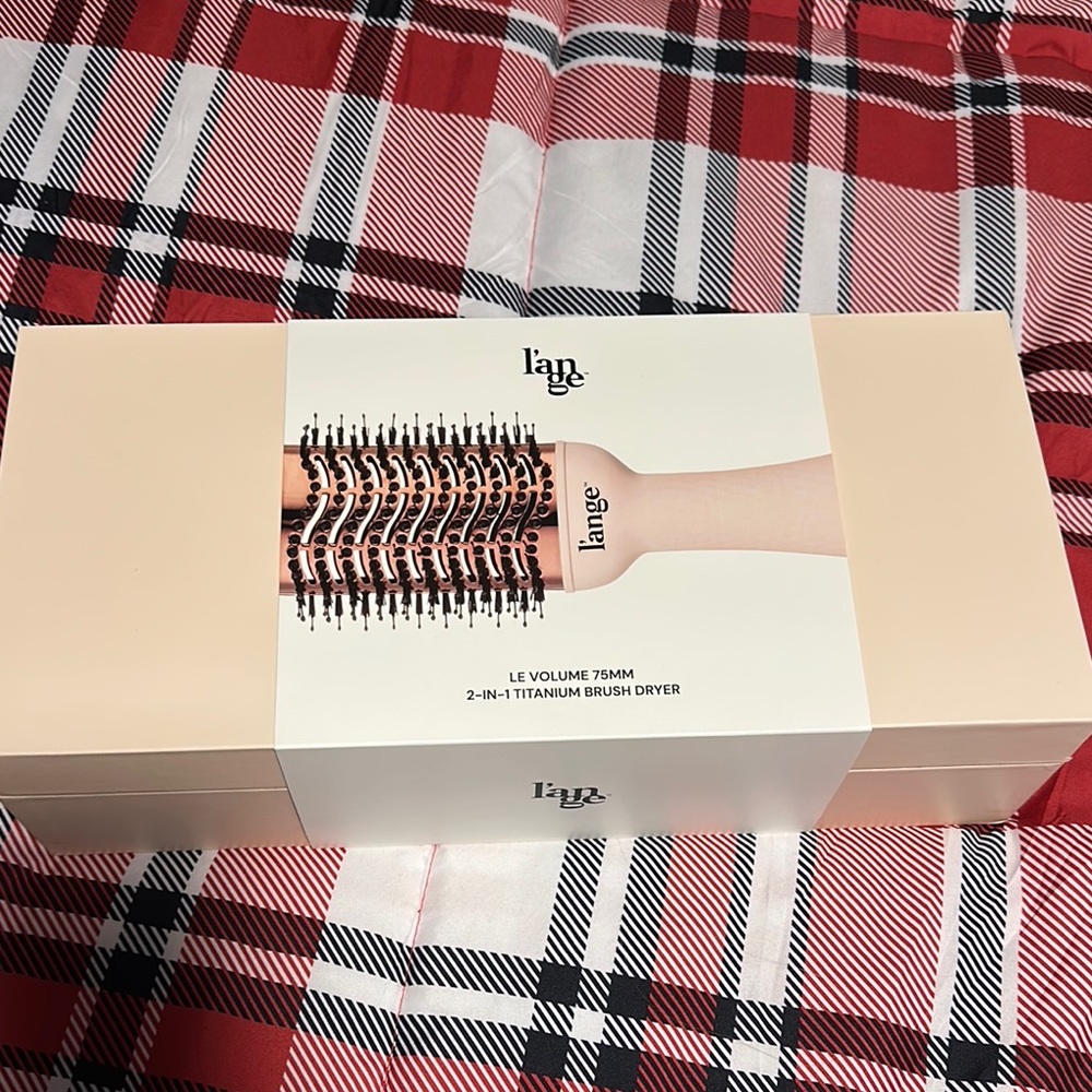 Lange 2 in 1 titanium brush dryer